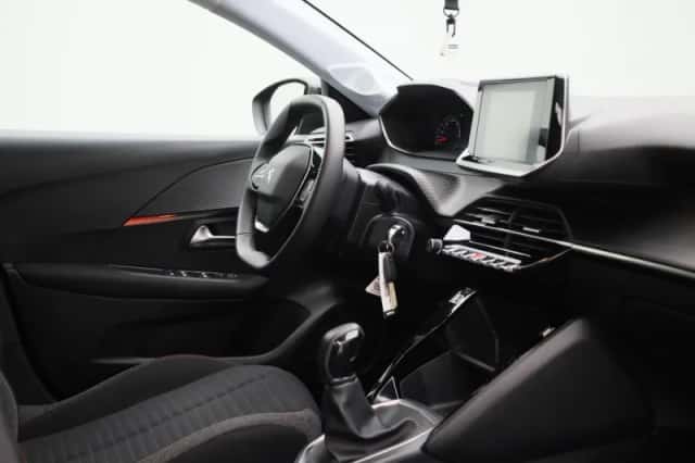 Peugeot 208 (2022) thumbnail 32