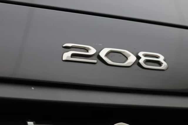 Peugeot 208 (2022) thumbnail 38