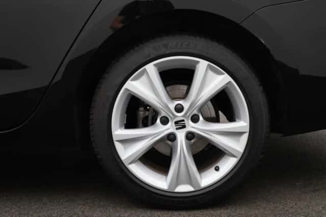 SEAT Leon (2024) thumbnail 13