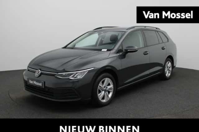 Volkswagen Golf (2022) thumbnail 1