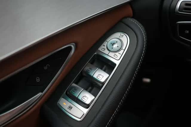 Mercedes-Benz C-Klasse (2021) thumbnail 34
