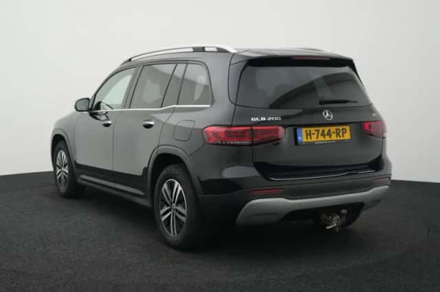 Mercedes-Benz GLB-Klasse (2020) thumbnail 2