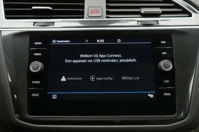 Volkswagen Tiguan (2022) thumbnail 16