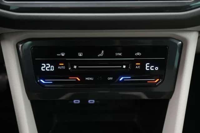 Volkswagen Tiguan (2022) thumbnail 25