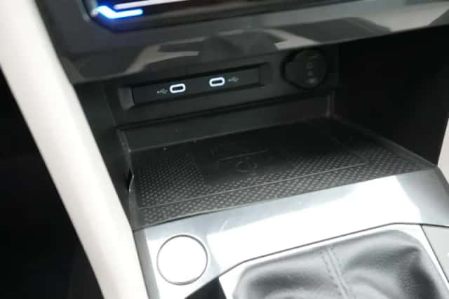 Volkswagen Tiguan (2022) thumbnail 26
