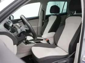 Volkswagen Tiguan (2022) thumbnail 9