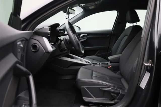 Audi A3 (2021) thumbnail 11