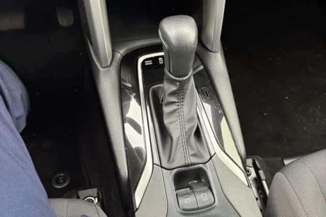 Toyota Corolla (2025) thumbnail 6