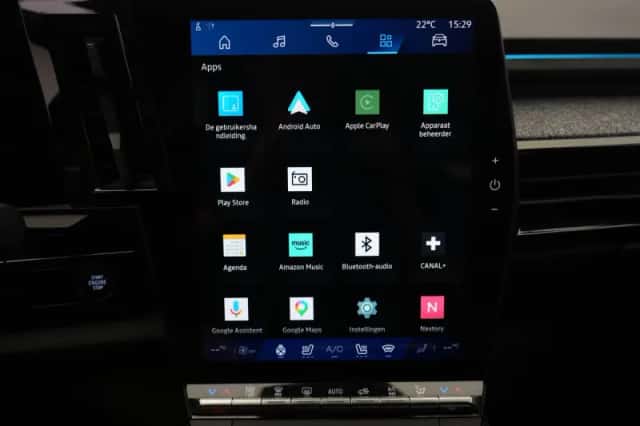 Renault Espace (2024) thumbnail 16