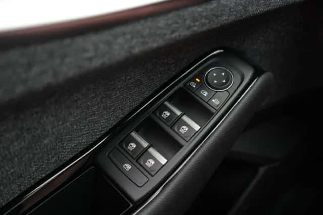 Renault Espace (2024) thumbnail 35
