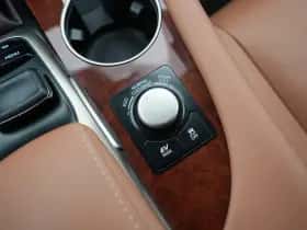 Lexus RX (2016) thumbnail 26