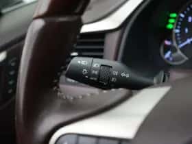 Lexus RX (2016) thumbnail 29