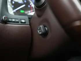 Lexus RX (2016) thumbnail 33