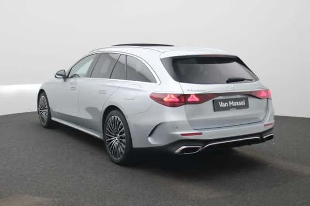 Mercedes-Benz E-Klasse (2024) thumbnail 2