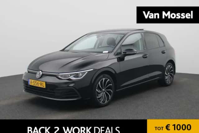 Volkswagen Golf (2021) thumbnail 1