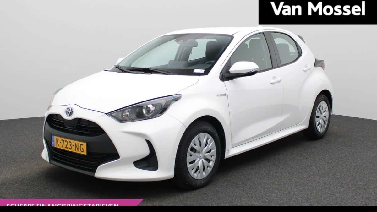 Toyota Yaris (2021) — foto 1