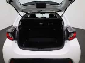 Toyota Yaris (2021) thumbnail 11