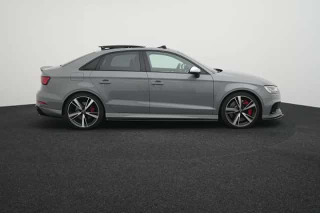Audi RS3 (2019) thumbnail 6