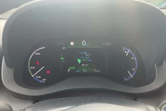 Toyota Yaris Cross (2022) thumbnail 4