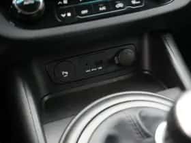 Kia Sportage (2013) thumbnail 16