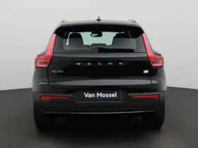 Volvo XC40 (2022) thumbnail 5