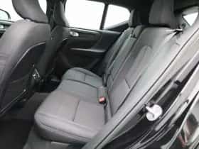Volvo XC40 (2022) thumbnail 9