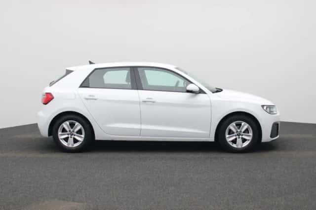 Audi A1 (2023) thumbnail 6