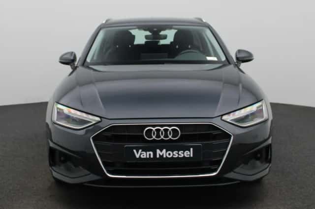 Audi A4 (2021) thumbnail 3