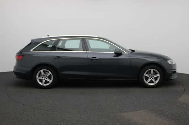 Audi A4 (2021) thumbnail 6