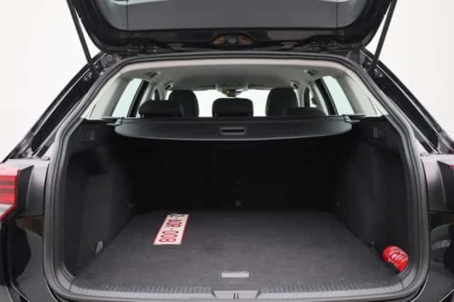 Volkswagen Golf (2021) thumbnail 14
