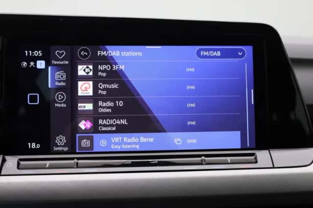 Volkswagen Golf (2021) thumbnail 23