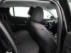 Peugeot 208 (2023) thumbnail 30