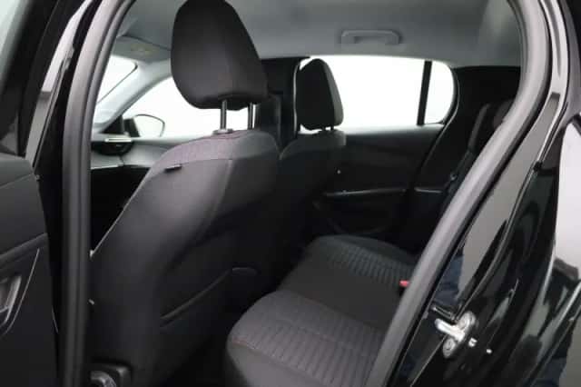 Peugeot 208 (2023) thumbnail 10