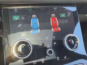 Land Rover Range Rover Velar (2019) thumbnail 12