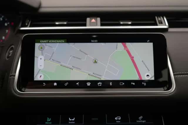 Land Rover Range Rover Velar (2019) thumbnail 14