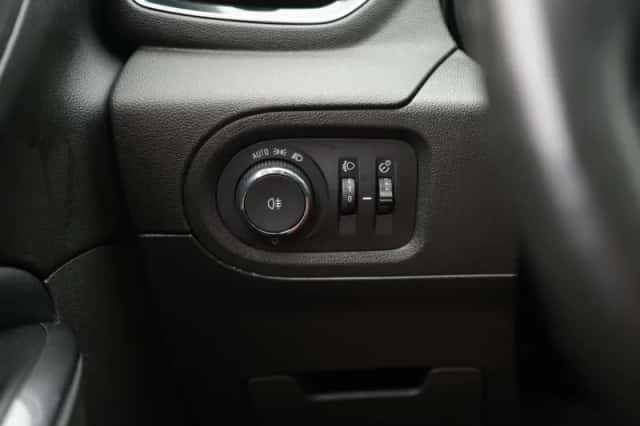 Opel Grandland X (2020) thumbnail 26