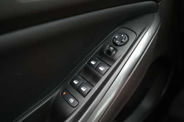 Opel Grandland X (2020) thumbnail 27