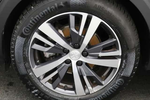 Peugeot 5008 (2023) thumbnail 13