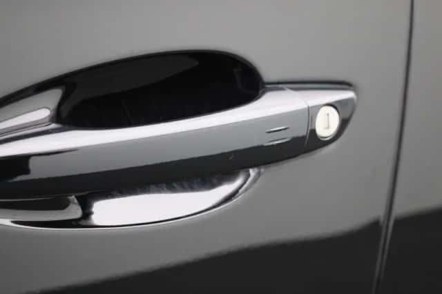 Peugeot 5008 (2023) thumbnail 15