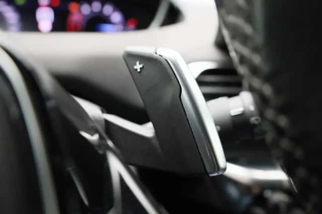 Peugeot 5008 (2023) thumbnail 23