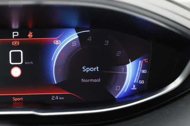 Peugeot 5008 (2023) thumbnail 29