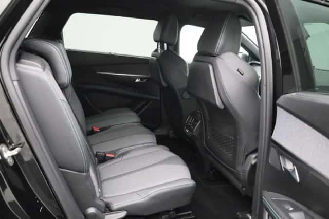 Peugeot 5008 (2023) thumbnail 40