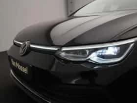 Volkswagen Golf (2022) thumbnail 41