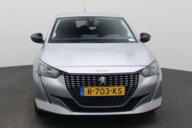 Peugeot 208 (2022) thumbnail 3