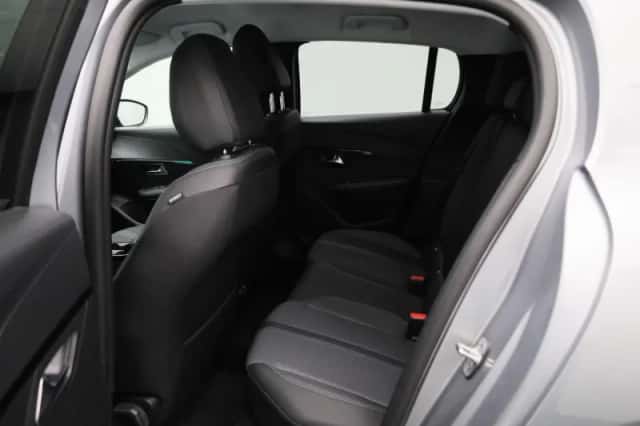 Peugeot 208 (2022) thumbnail 10