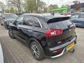 Kia Niro (2018) thumbnail 2
