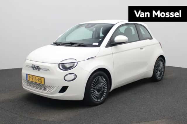 Fiat 500 (2022) thumbnail 1
