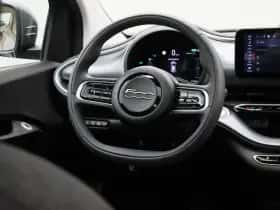 Fiat 500e (2023) thumbnail 9