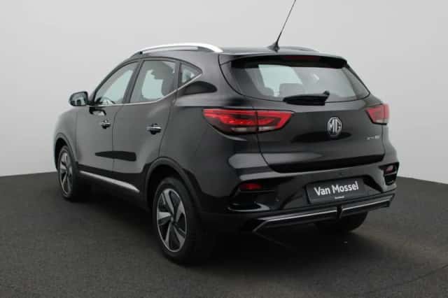 MG ZS (2023) thumbnail 2