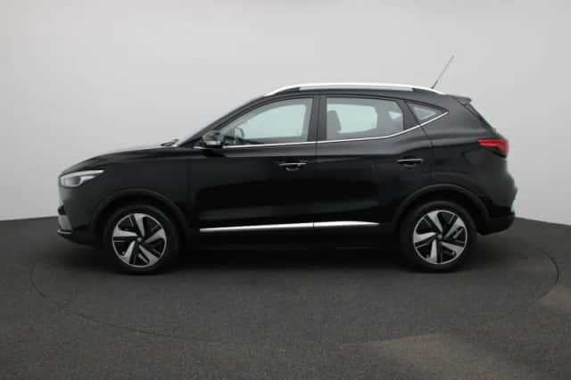 MG ZS (2023) thumbnail 4